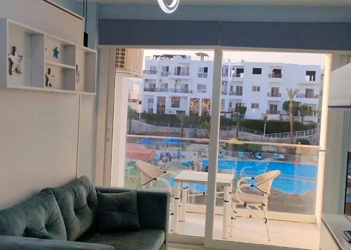 Vista Piscina 40mq Daire